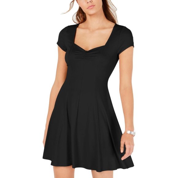 BeBop Dresses & Skirts - BeBop NWT Black Ruched Cap Sleeve Mini Dress